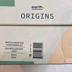 Naturalizer size 7W Women’s Aurelia Ankle Strap Pointed Toe Pump.